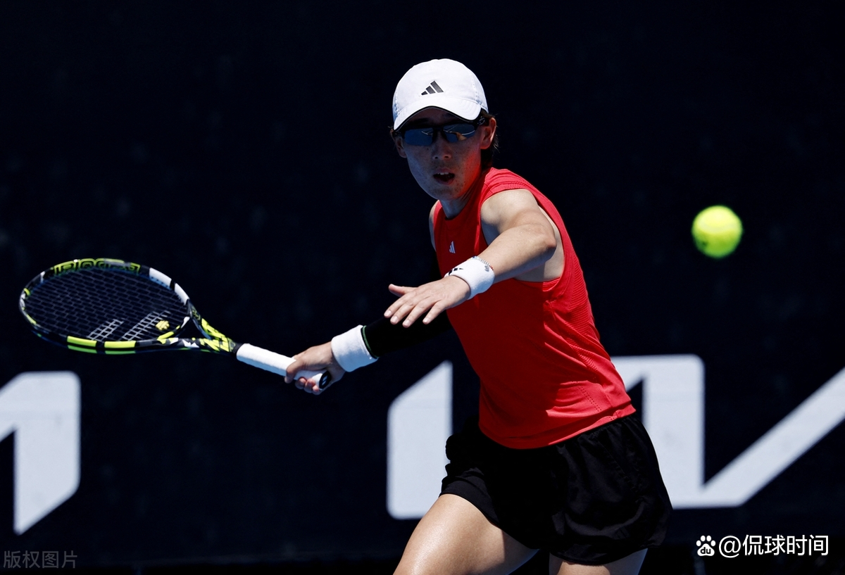 开云体育包含关键时刻新奥尔良鹈鹕备战全明星赛上海海港加时末段遗憾出局，冲刺阶段克里夫兰骑士防线松动看傻球迷的词条