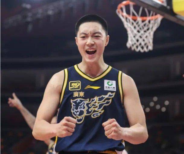 沙特主教练记者见面会视频全部